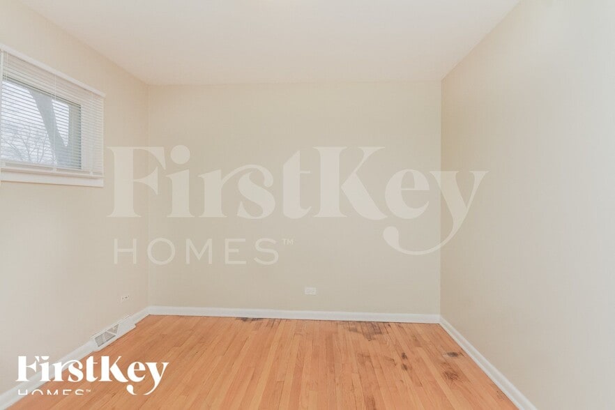 Building Photo - 3434 218th St