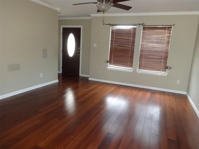 Building Photo - 5002 Asia Ln