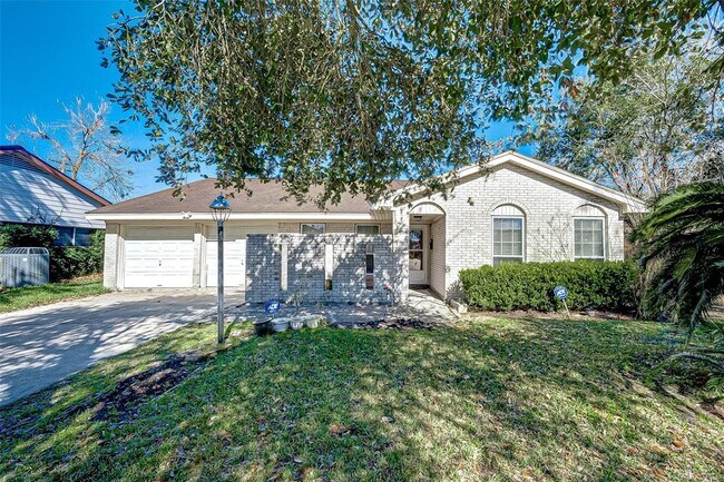 Primary Photo - 11707 N Willow Cir