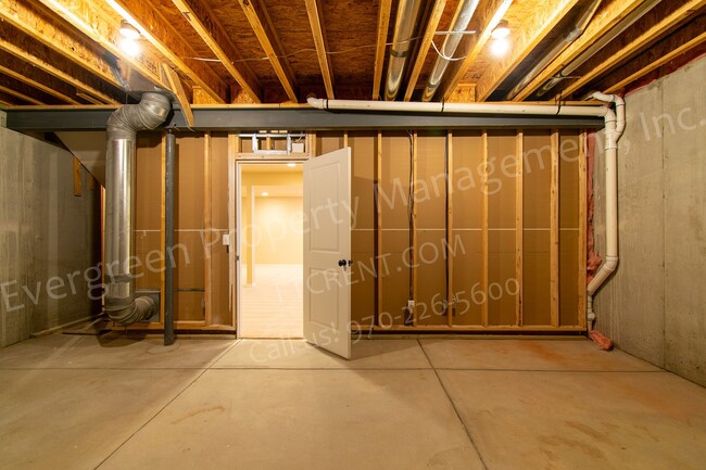 Building Photo - 4 bedroom, 3 bathroom in Wellington