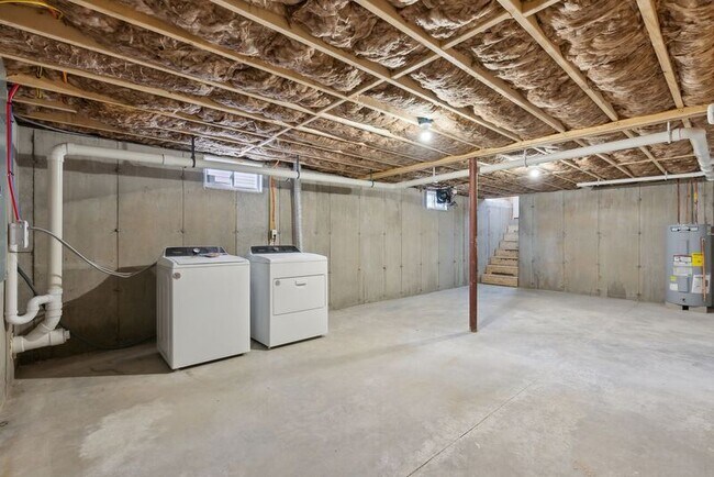 Building Photo - 17 Legacy Ln