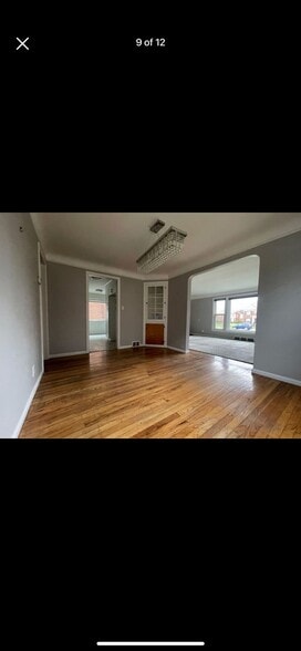 Building Photo - 2231 S Green Rd