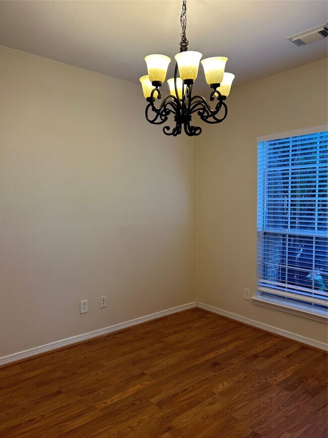 Building Photo - 2312 Jefferson Crossing Dr