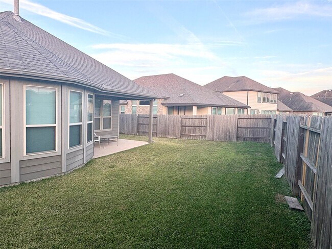 Building Photo - 24735 Twilight Hollow Ln