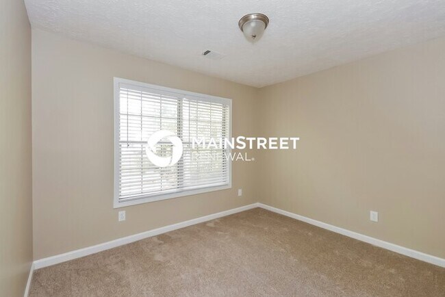 Building Photo - 4 Bedroom Pet-Friendly Home in McDonough, ...