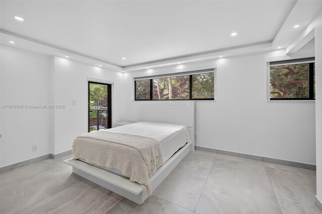 Building Photo - 3000 Riverland Rd