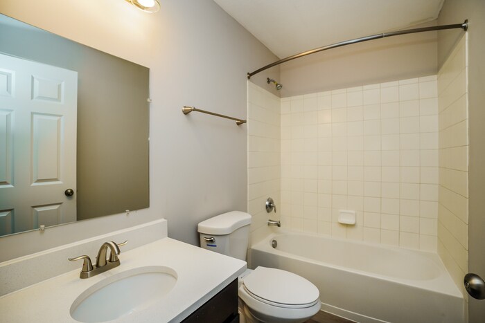 Building Photo - 7899 Prairie Willow Dr