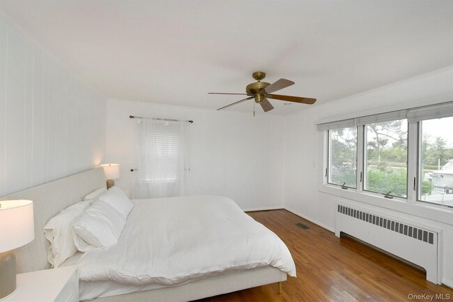 Building Photo - 3544 Woodward St