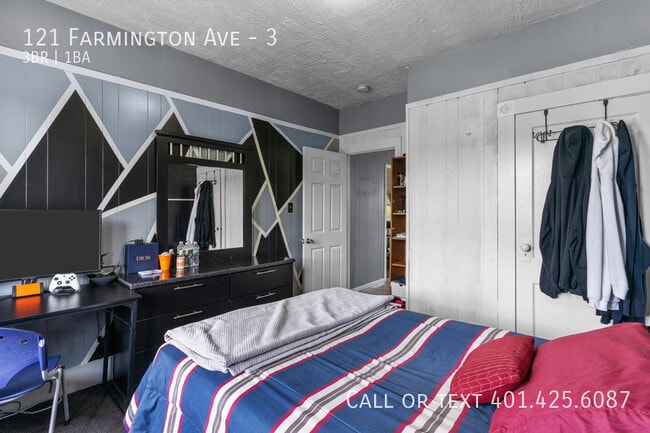 Building Photo - 121 Farmington Ave