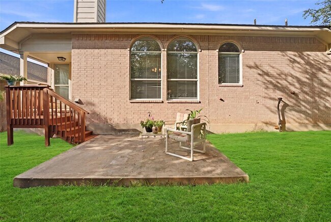 Building Photo - 12521 Canyon Glen Dr