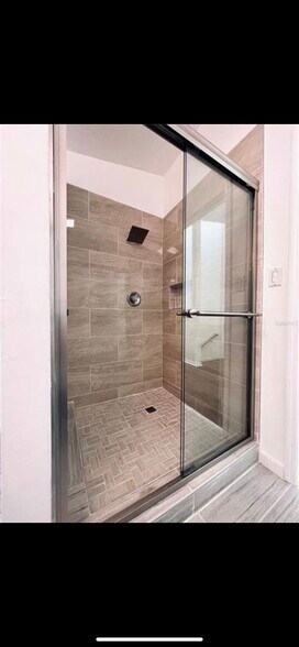 Building Photo - 1005 Universal Rest Pl