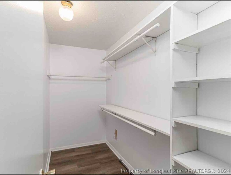 Building Photo - 1904 Tryon Dr