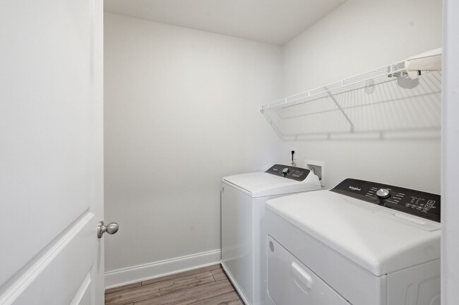 Building Photo - 4371 Skyridge Dr