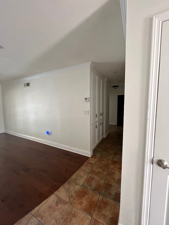 Building Photo - 12727 Shenley St