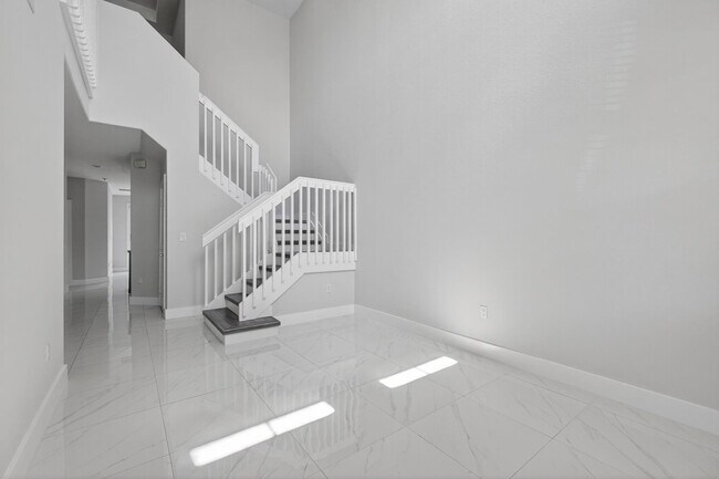 Building Photo - 981 SW 149th Ct