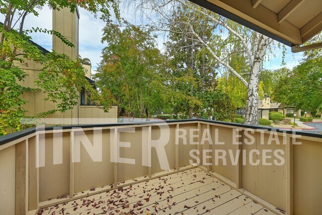 Building Photo - 9118 Madison Green Ln