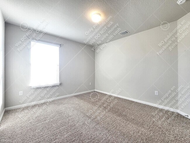 Building Photo - 4 br, 2 bath House - 210 Marimoor Dr