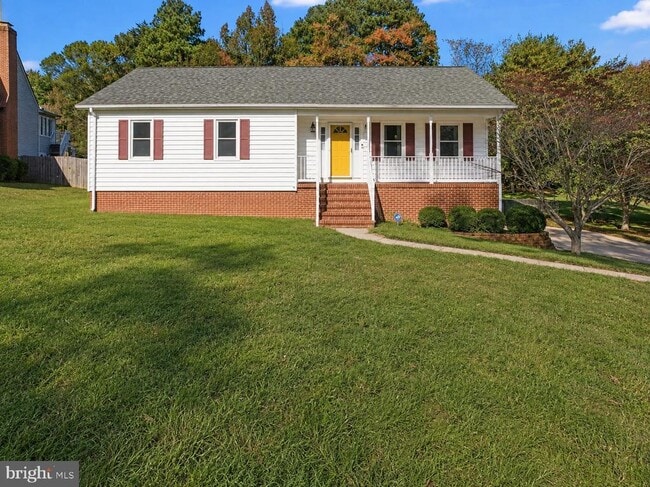 Building Photo - 15 English Oak Cir