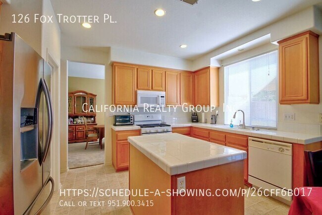 Building Photo - 126 Fox Trotter Pl