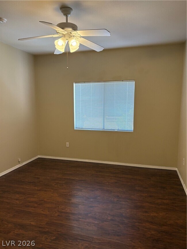 Building Photo - 1050 E Cactus Ave