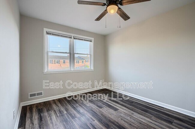 Building Photo - 1221 Glenwood Ave