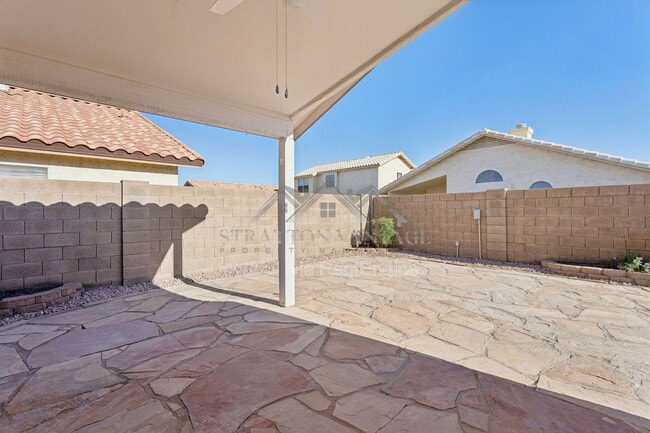 Building Photo - 9841 W Tonopah Dr