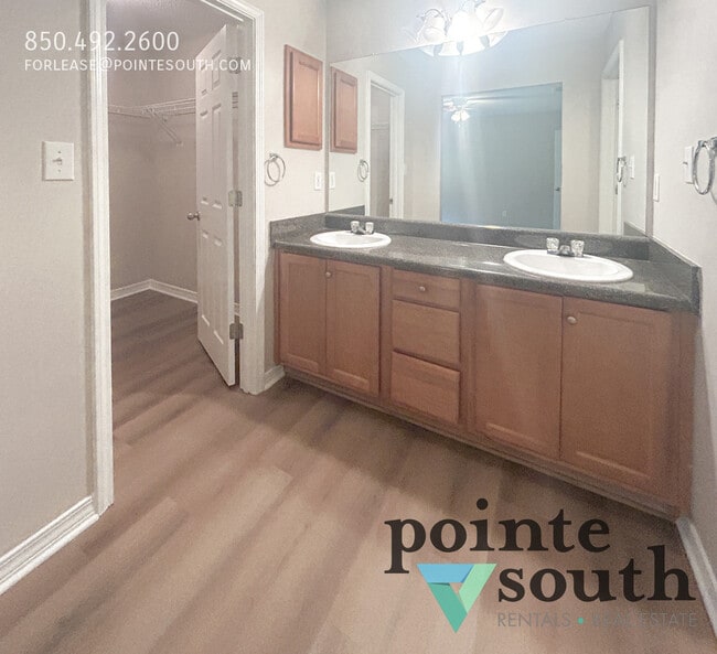 Building Photo - 11730 Madrone Ln
