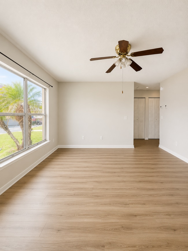 Building Photo - 37 Las Brisas Way