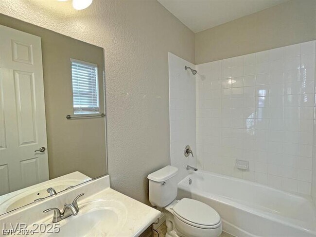 Building Photo - 12048 La Palmera Ave