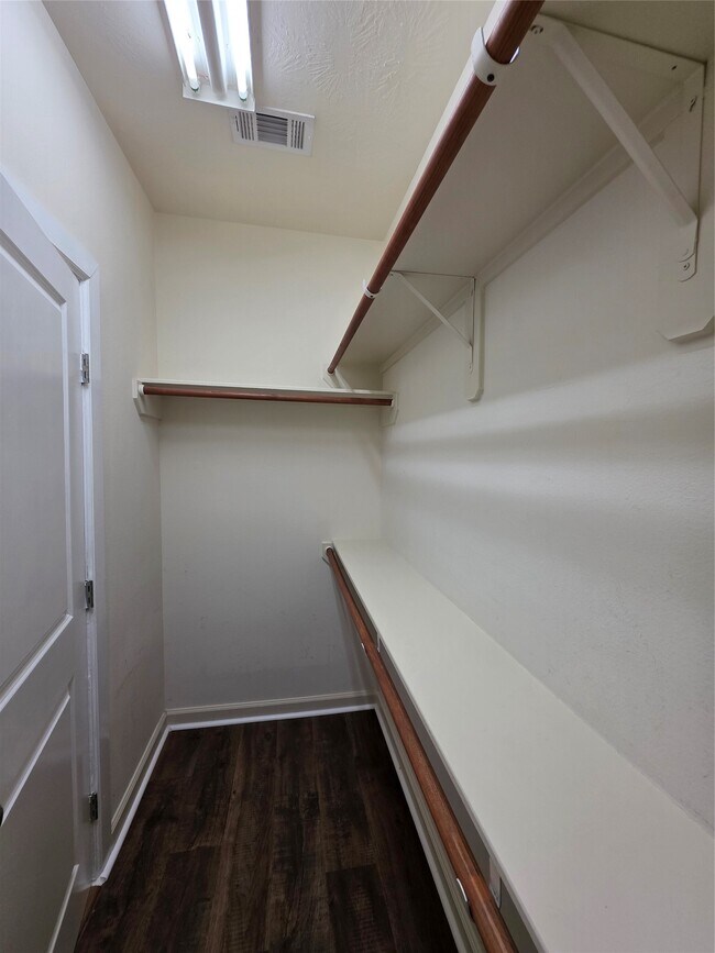 Building Photo - 19415 Bronte Springs Court