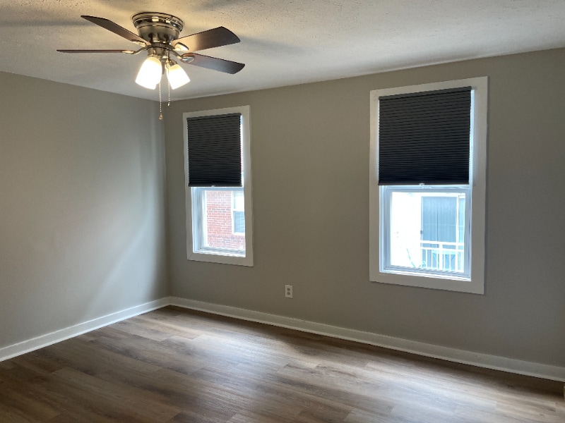 Building Photo - 90 E 8th Ave