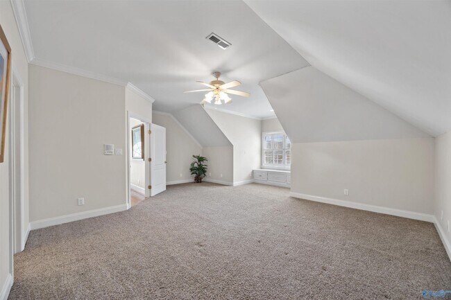 Building Photo - 121 Cheekwood Dr