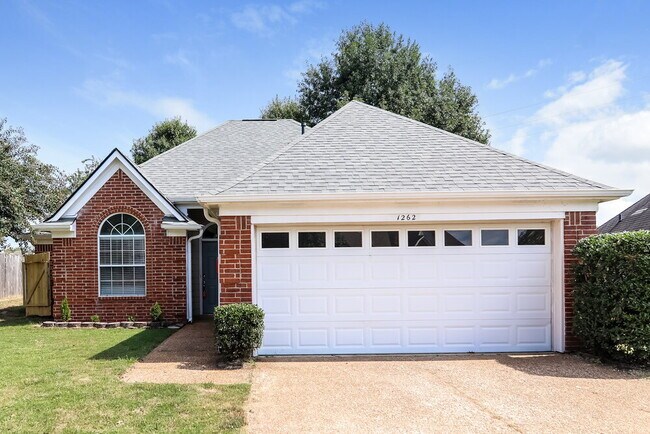 Building Photo - 1262 Breezy Valley Dr