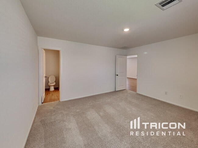 Building Photo - 3009 Twisted Myrtle Dr