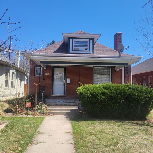 Primary Photo - 1060 S Emerson St