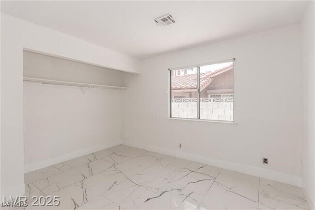 Building Photo - 3826 S Edmond St