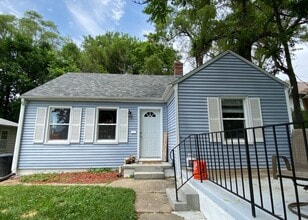 Building Photo - Four Bedroom Home Available Now!