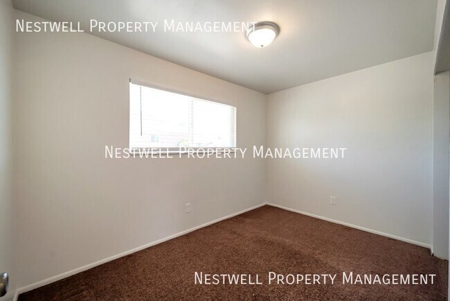 Building Photo - 8455 S Westridge St