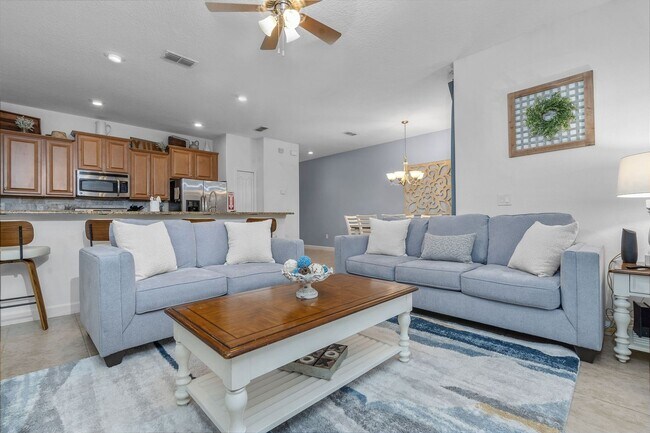 Building Photo - Stunning 4BR Resort Home in Four Corners, ...