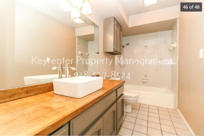 Building Photo - 3 Bed 2 Bath South Tulsa with Pool, Jenks Schools