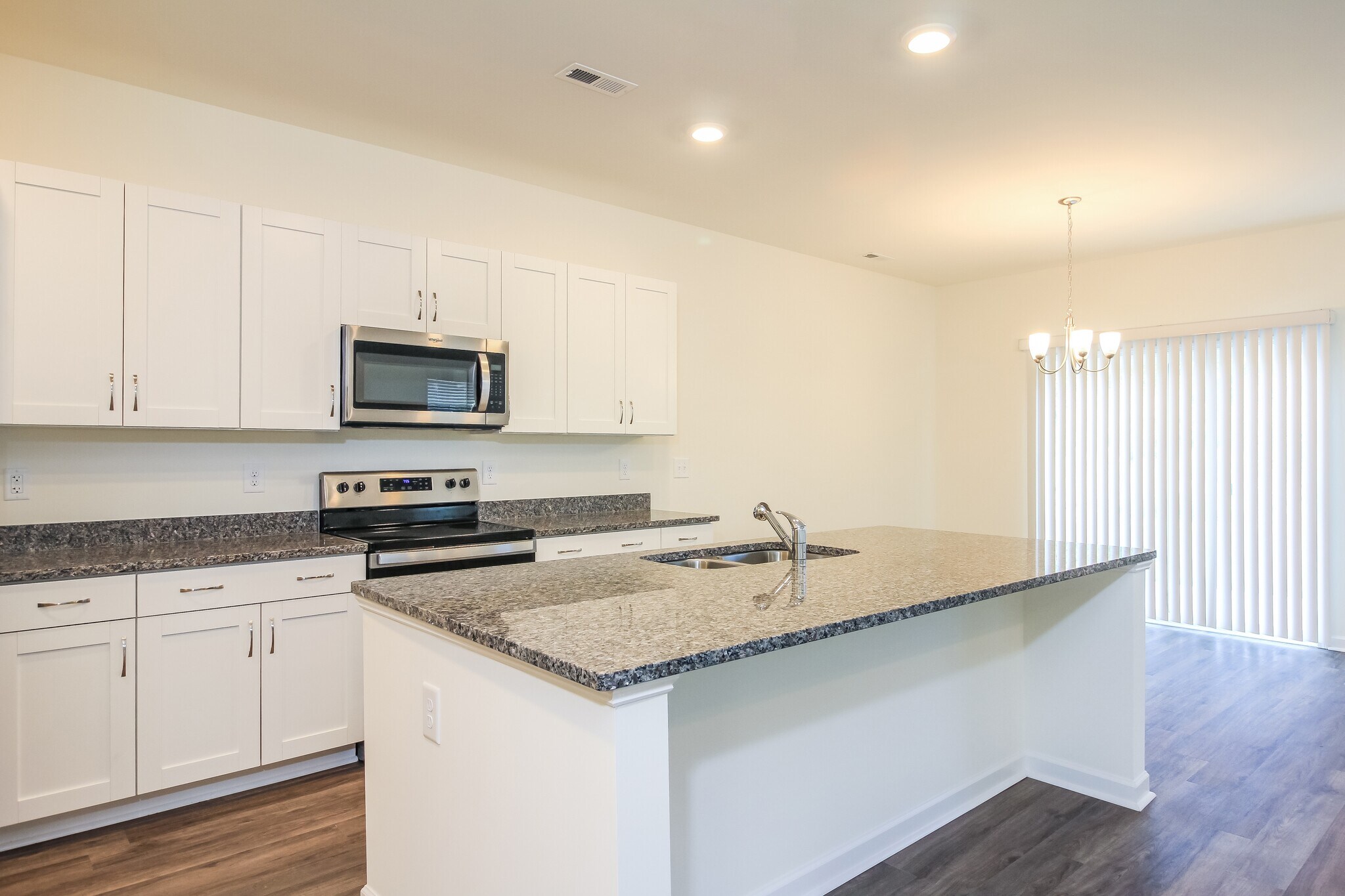 Building Photo - 1517 Corbett St