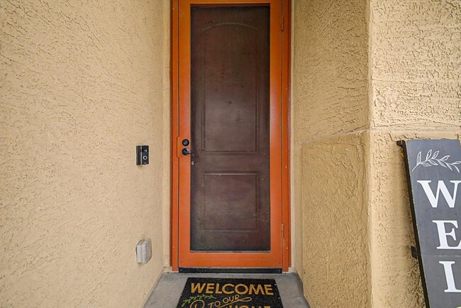 Building Photo - 18235 W Ida Ln