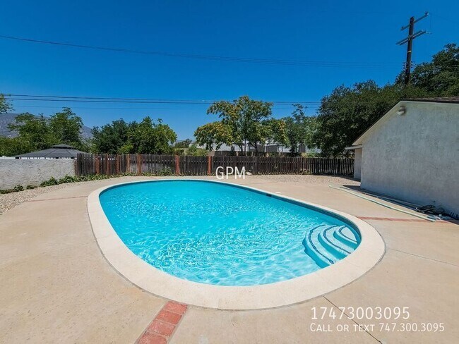 Building Photo - 10342 Mather Ave