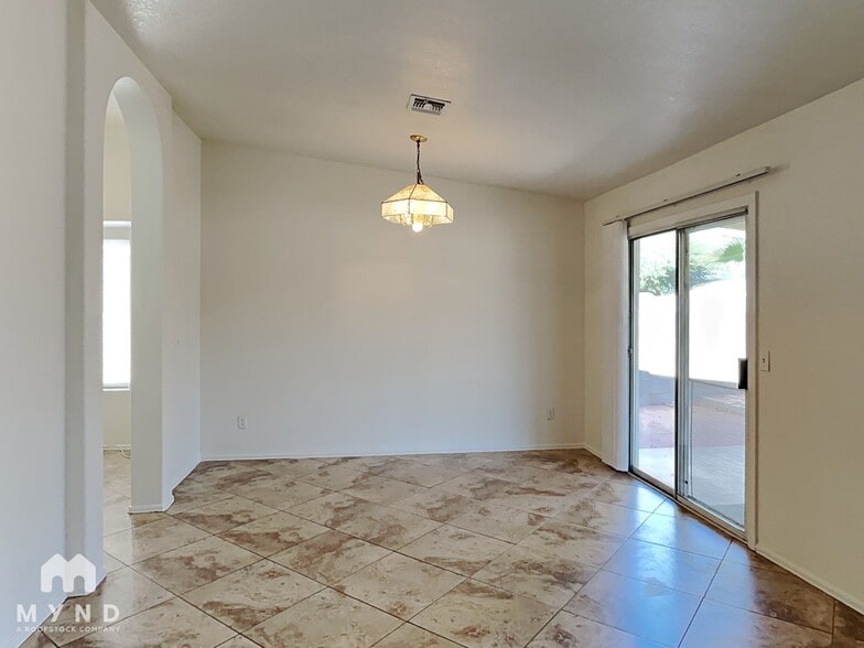 Building Photo - 4123 S Ferris Dr