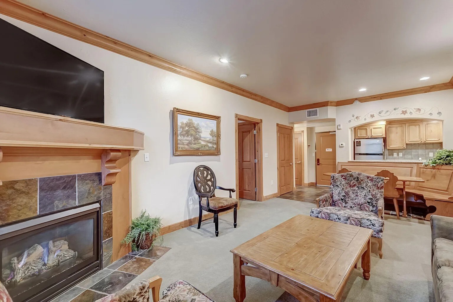 Building Photo - 840 Bigler Ln