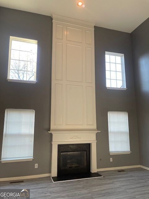 Building Photo - 605 Applegate Ln