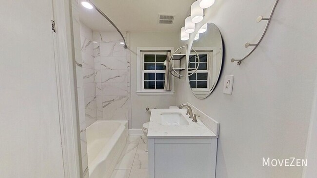 Building Photo - 1200 Dresden Dr W