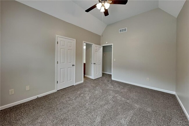 Building Photo - 423 Evans Mill Dr