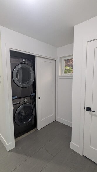 New washer and dryer - 480 N 130th St