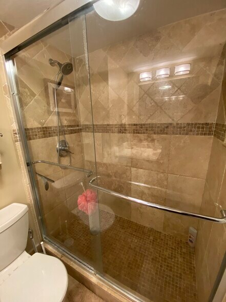 Building Photo - 1401 S Federal Hwy